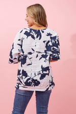 Load image into Gallery viewer, Navy and White Floral Linen Top
